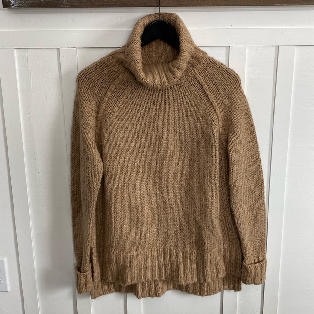 Kaisely Anthropologie Camel & Tan Knit Oversized Split Hem Sweater Women’s Sz XS